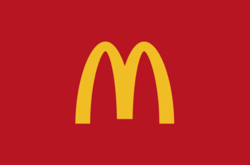 マクドナルド 栄大津通店(ファストフード)まで967m ホワイトメゾン新栄