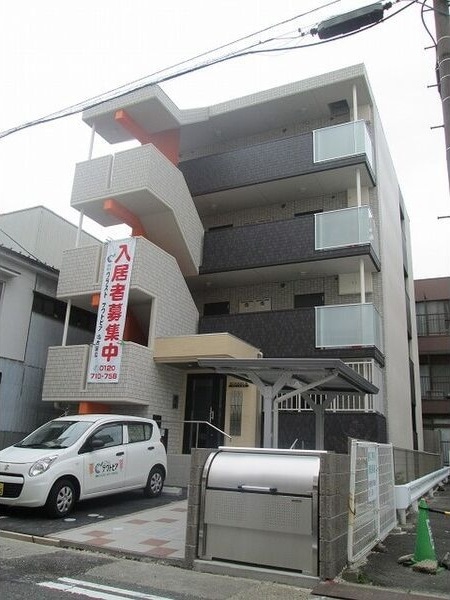  名古屋市営地下鉄東山線/新栄町駅 徒歩12分 3階 築7年