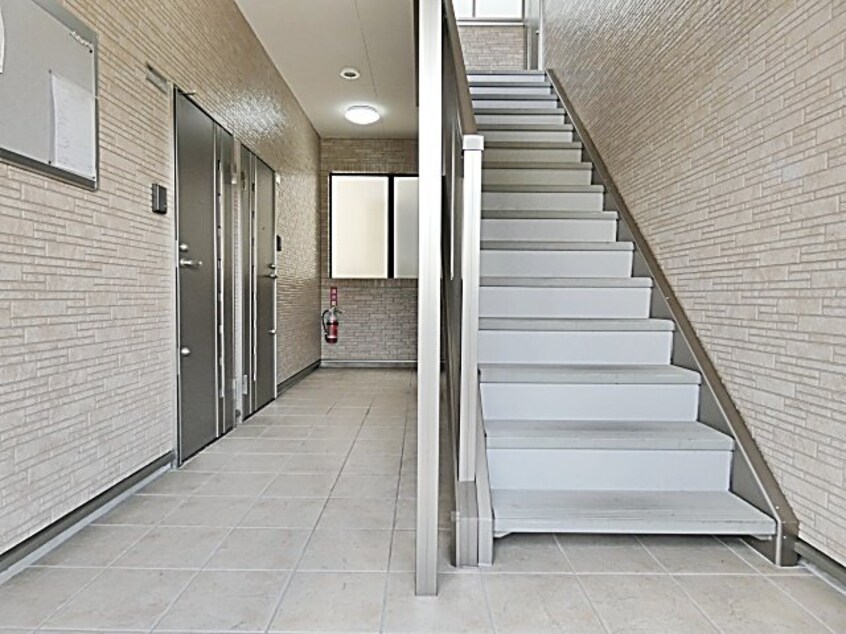  アリヴィオ東苑