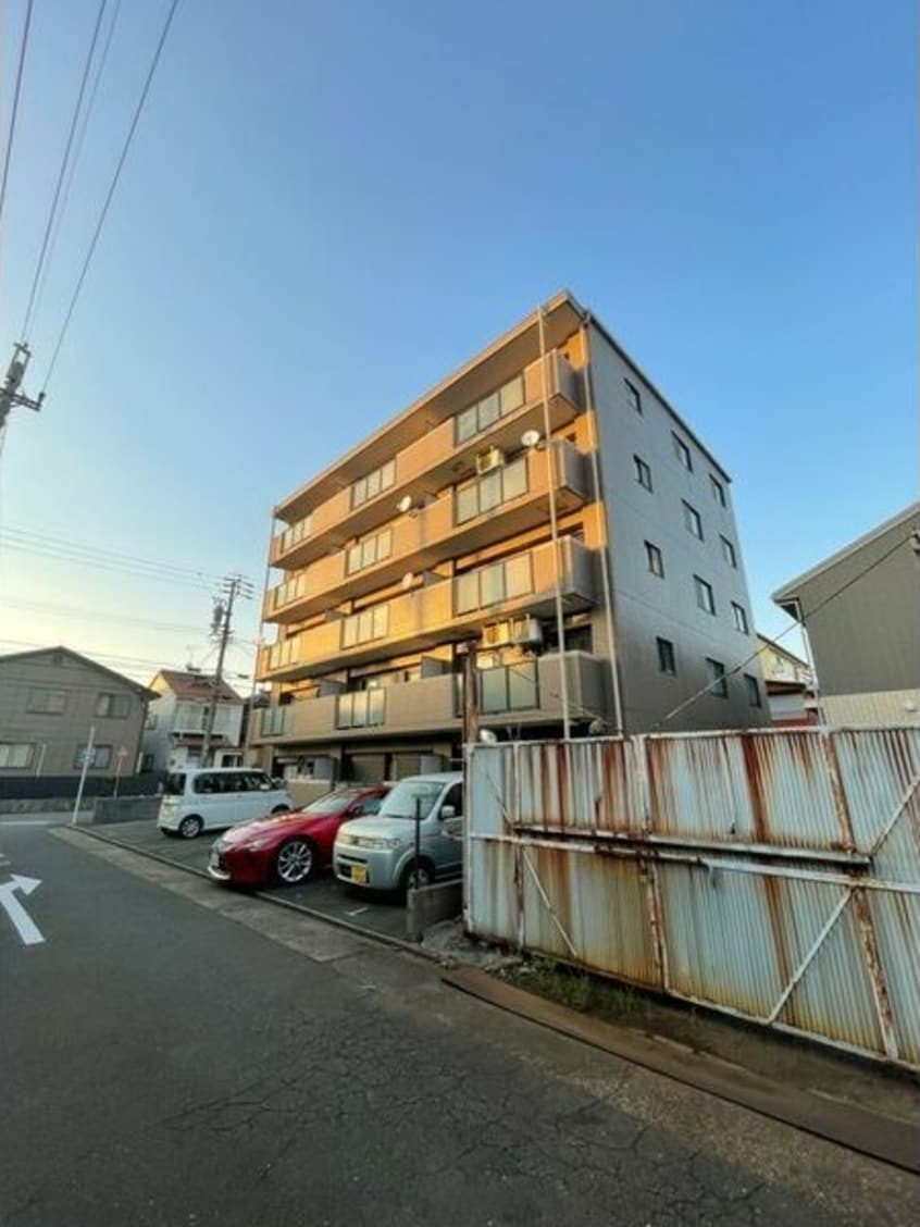  名古屋市営地下鉄東山線/中村公園駅 徒歩20分 3階 築28年