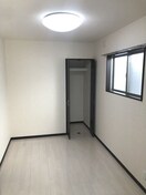  名古屋臨海高速鉄道<あおなみ線>/南荒子駅 徒歩8分 1-2階 築11年