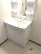  名古屋臨海高速鉄道<あおなみ線>/南荒子駅 徒歩8分 1-2階 築11年