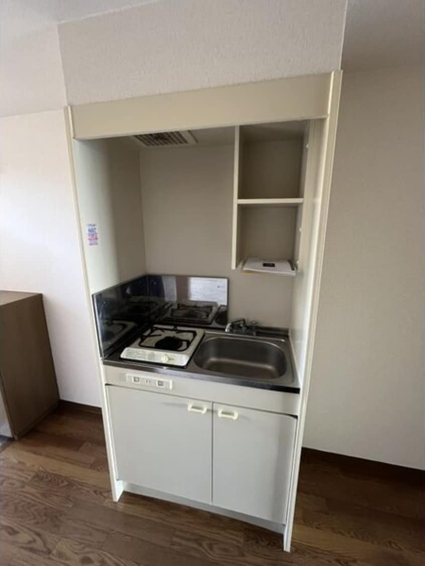  名古屋市営地下鉄名城線/新瑞橋駅 徒歩8分 4階 築26年