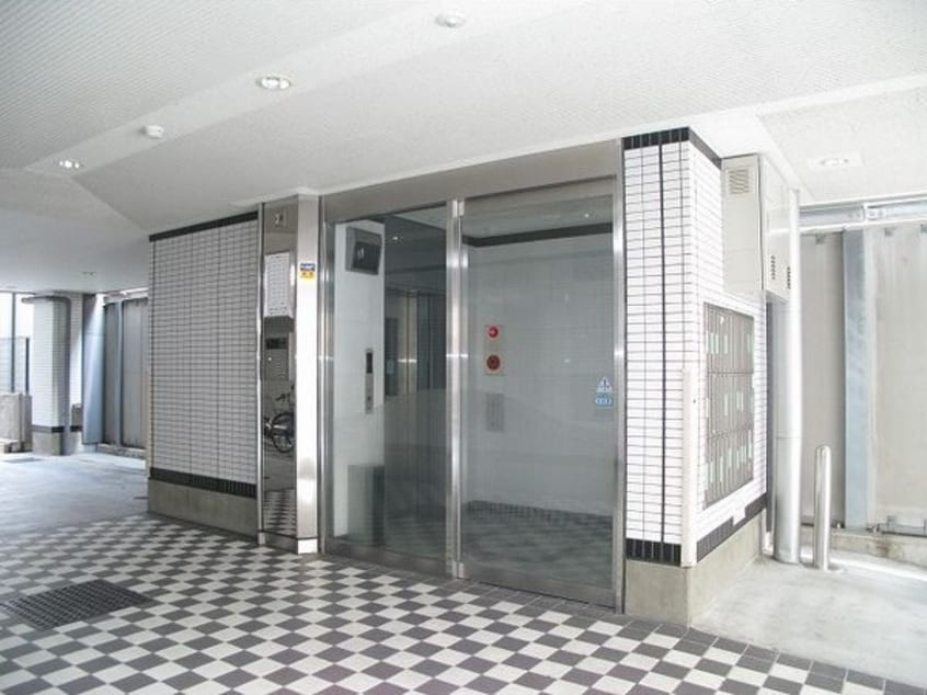  名古屋市営地下鉄東山線/新栄町駅 徒歩10分 4階 築23年