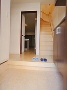  名古屋臨海高速鉄道<あおなみ線>/南荒子駅 徒歩10分 1-2階 築14年