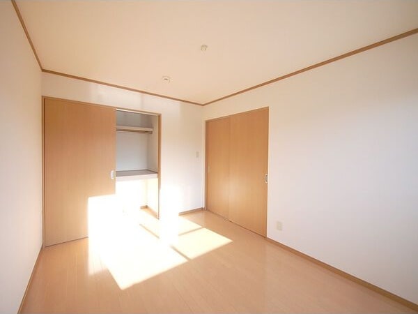 ※写真は同じマンションの違う部屋のものになります。 ベルガーデン伊織