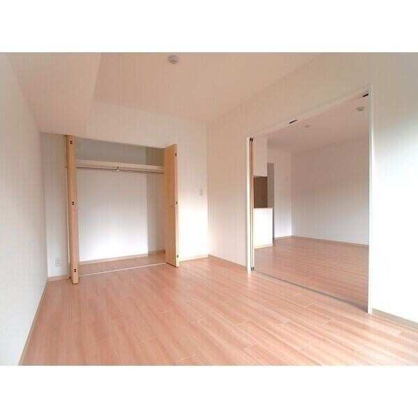  レジデンス　グリシナ (新築物件)