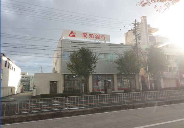 愛知銀行中根支店 527m 名古屋市営地下鉄桜通線/新瑞橋駅 徒歩30分 3階 築35年