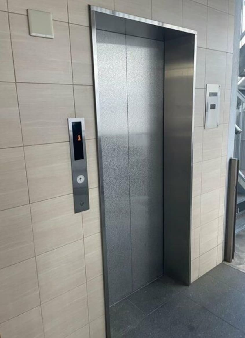  フラシア新栄町