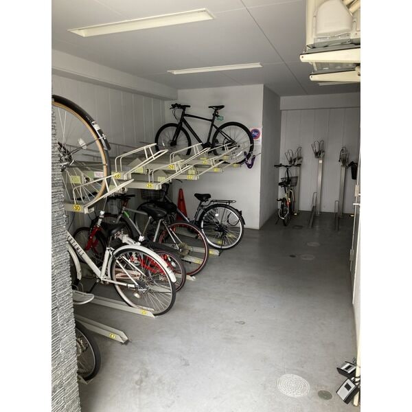  中央本線<中央西線>/名古屋駅 徒歩10分 7階 築13年