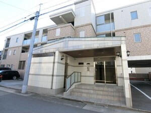 ピオーネ覚王山