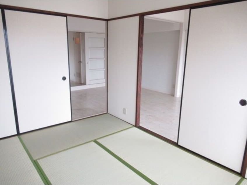  ビックベン旗屋ビル