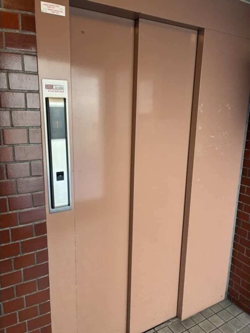  ビックベン旗屋ビル