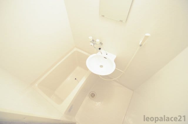 実際と異なる場合がございます。 レオパレスわたうち