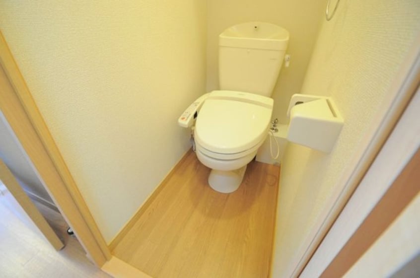  レオパレス丸根