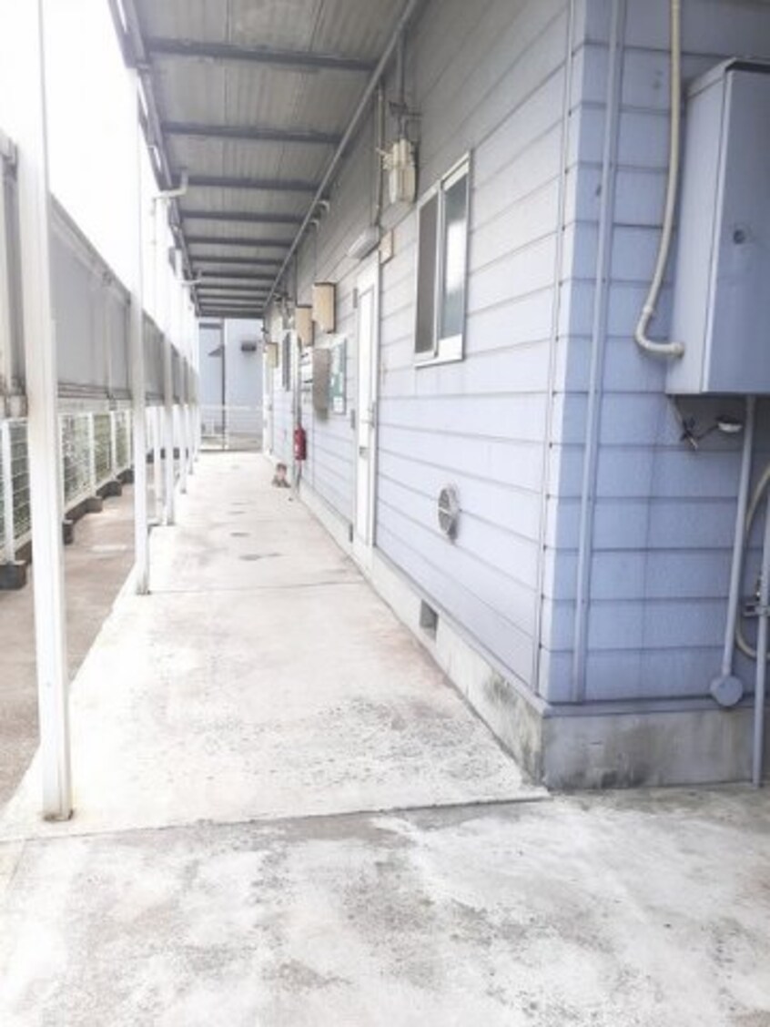  クレセント新町