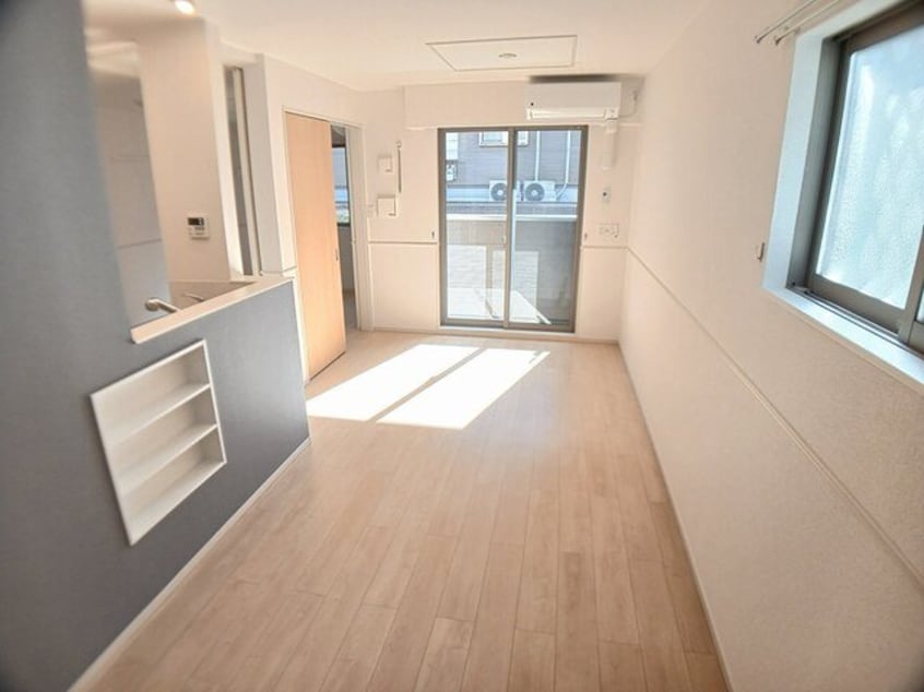 ゆったりとした居間です レガーロ　ノースⅠ