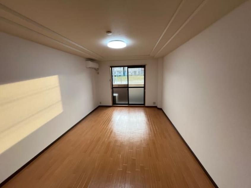 洋室 カーサ荒池