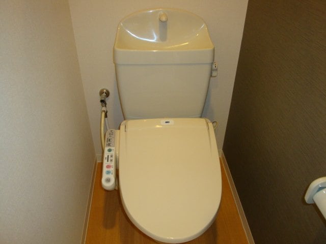 シャワー付トイレ アネックス　明