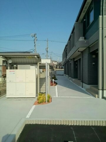 ゆとりのあるエントランスです ｇｌａｎｚ　Ｂ