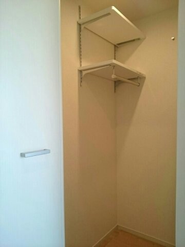 こまごまとしたものを収納できそうですね ｇｌａｎｚ　Ｂ