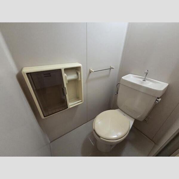  グランドヒルズ入場2番館