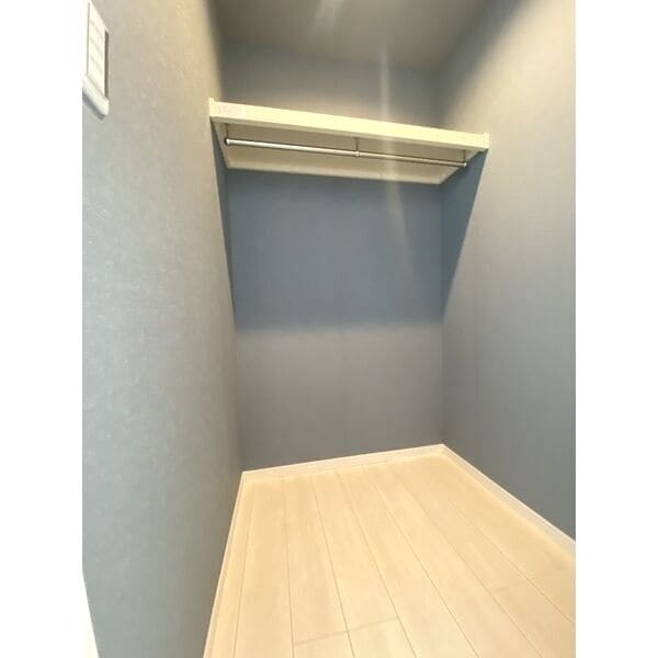  ベネフィス港楽