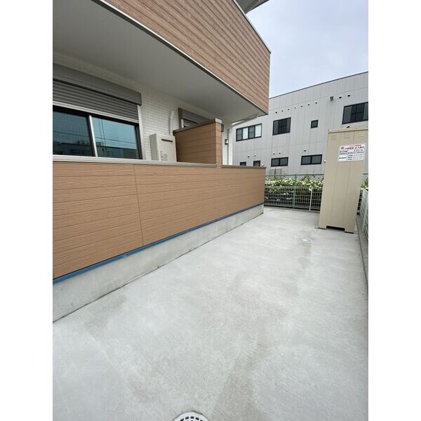  ベネフィス港楽