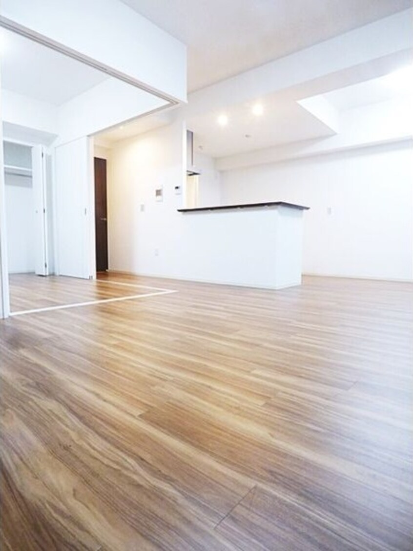  ラトゥール代官町EAST