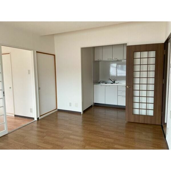  グランドハイリス上社