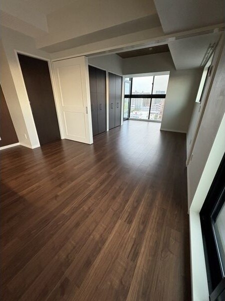  名古屋臨海高速鉄道<あおなみ線>/荒子駅 徒歩1分 8階 築7年