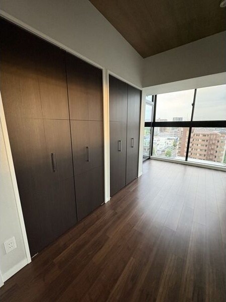  名古屋臨海高速鉄道<あおなみ線>/荒子駅 徒歩1分 8階 築7年