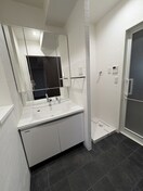  名古屋臨海高速鉄道<あおなみ線>/荒子駅 徒歩1分 8階 築7年