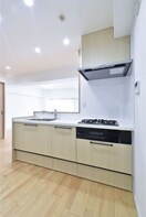  名古屋市営地下鉄鶴舞線/いりなか駅 徒歩3分 3階 築40年