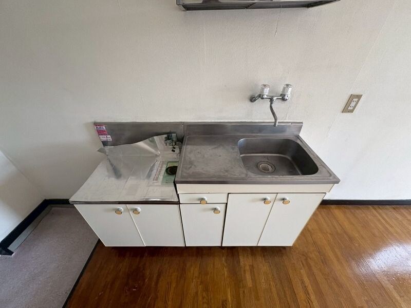  メゾン渡部２号館