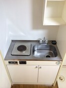  レオパレス愛松