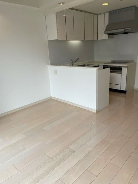  名古屋市営地下鉄名城線/久屋大通駅 徒歩4分 8階 築21年