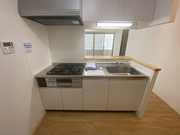  東海道本線/金山駅 徒歩11分 3階 築10年