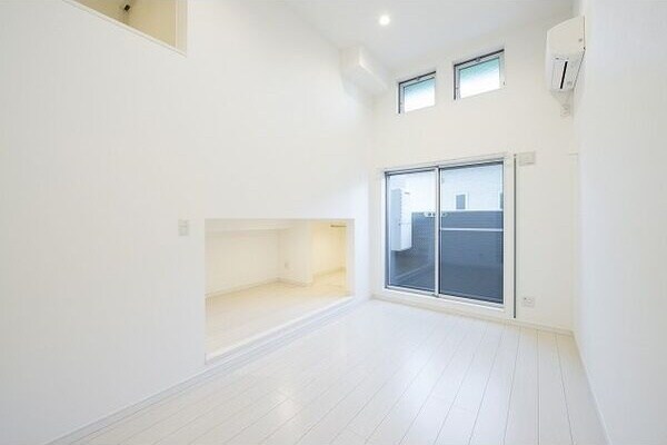  東海道本線/尾頭橋駅 徒歩14分 2階 築9年