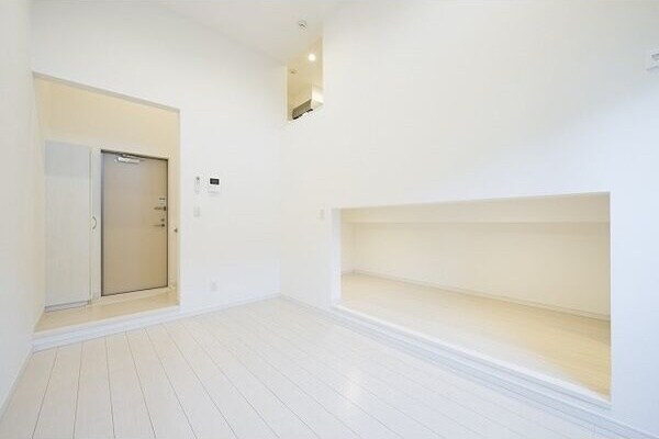  東海道本線/尾頭橋駅 徒歩14分 2階 築9年