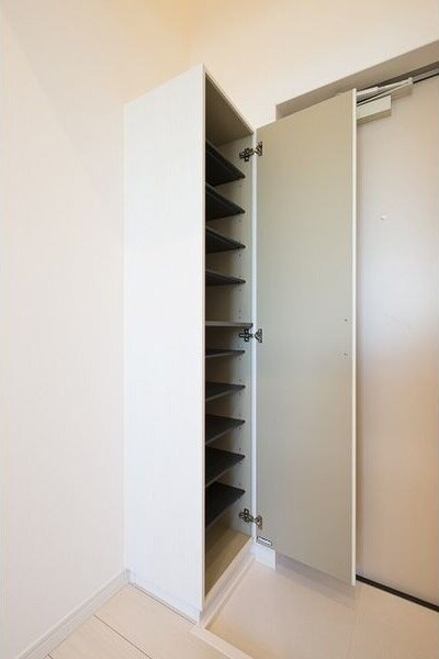  東海道本線/尾頭橋駅 徒歩14分 2階 築9年