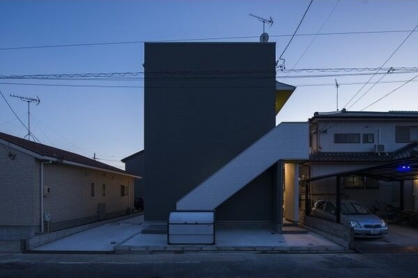  東海道本線/尾頭橋駅 徒歩14分 2階 築9年