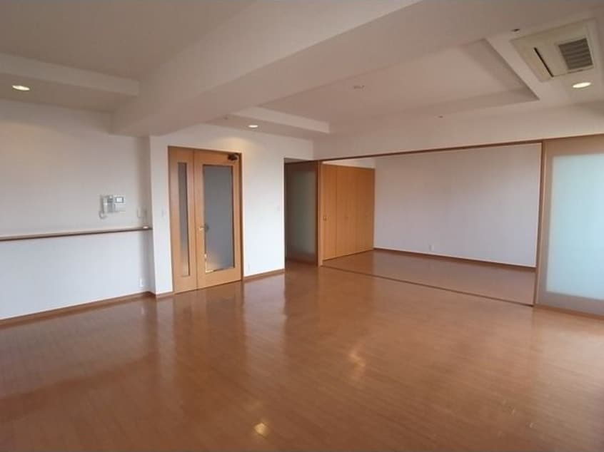  名古屋市営地下鉄桜通線/国際センター駅 徒歩3分 14階 築23年