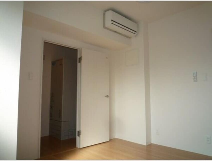  名古屋市営地下鉄東山線/新栄町駅 徒歩12分 5階 築14年