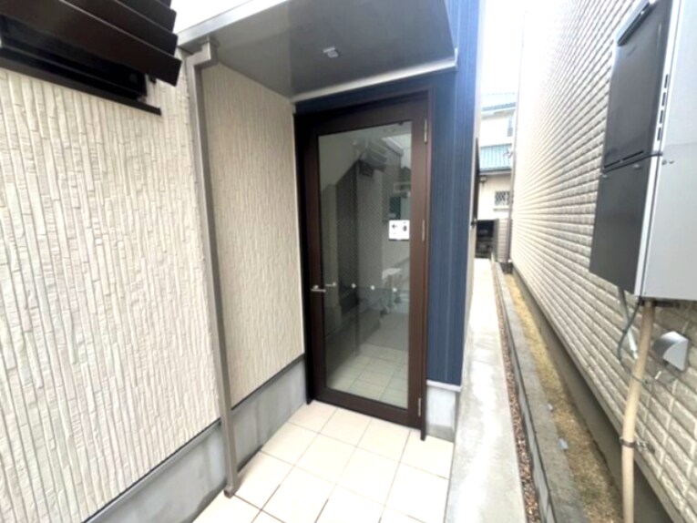  名古屋市営地下鉄東山線/本山駅 徒歩2分 2階 1年未満