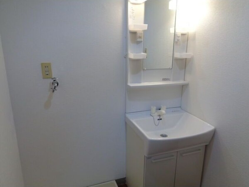  ガーデンコート新栄