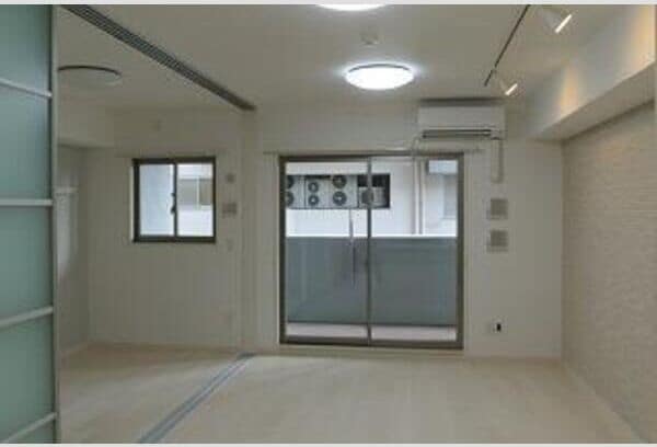  セレニティー大須