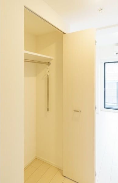  名古屋市営地下鉄東山線/新栄町駅 徒歩10分 3階 築2年