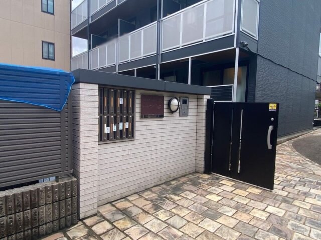  レオパレス日置