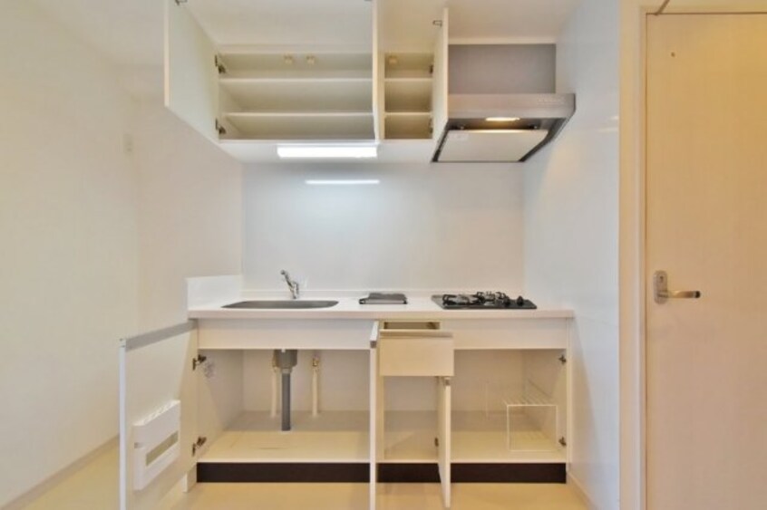 収納もたっぷり セレニティー東山公園